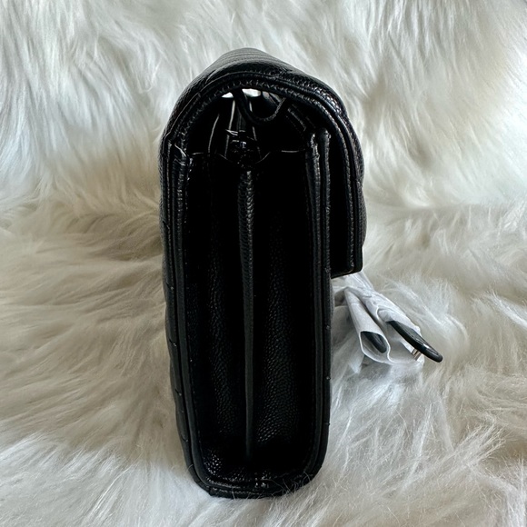 YSL SAINT LAURENT CASSANDRE MATELASSÉ ENVELOPE CHAIN BAG - Picture 2 of 8